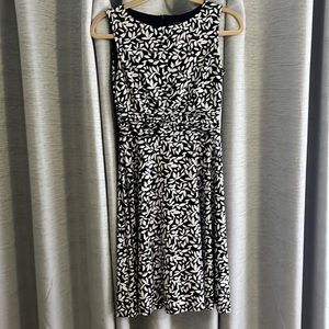 Jessica Howard Sz 4P Black and White Dress